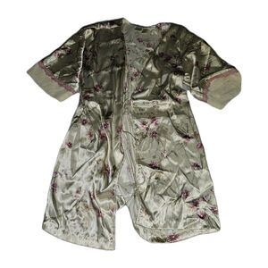 Gilligan O'Malley M Satin Chemise Robe Cream Mauve Floral Lace Cottagecore Fairy